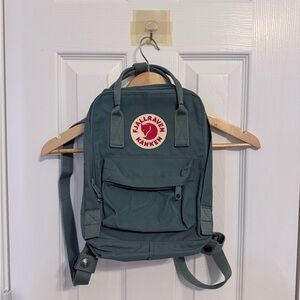 Kånken Mini Backpack - Frost (Blue Green)